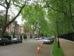 London, Kensington Palace Gardens. Улица, на которой расположено здание советского посольства, где в феврале 1975 г. состоялось выступление Владимира Высоцкого. Фото Марка Цыбульского (США), 2006 г.